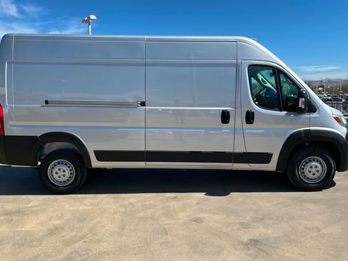 New 2026 RAM ProMaster 2500 FWD image 6