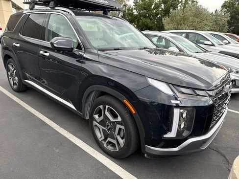 Used 2024 Hyundai Palisade Limited AWD/4WD image 2