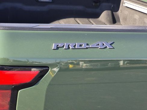 Used 2023 Nissan Frontier PRO-4X w/ Pro Convenience Package image 8