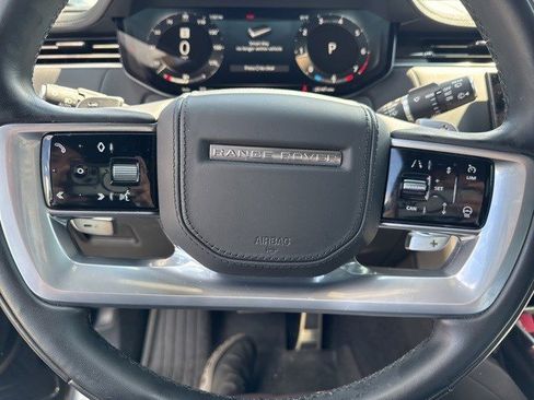 Used 2023 Land Rover Range Rover SE image 8