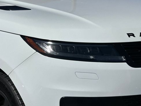 Certified 2024 Land Rover Range Rover Sport Dynamic SE AWD/4WD image 10