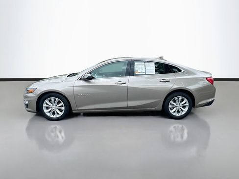Used 2025 Chevrolet Malibu LT FWD image 4