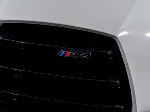 Used 2025 BMW M4 Coupe image 26