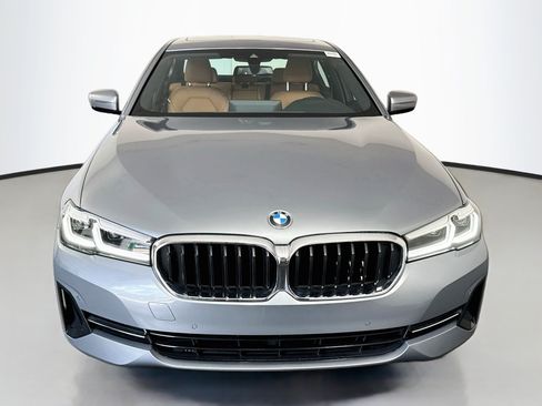 Used 2023 BMW 530i w/ Convenience Package RWD image 2