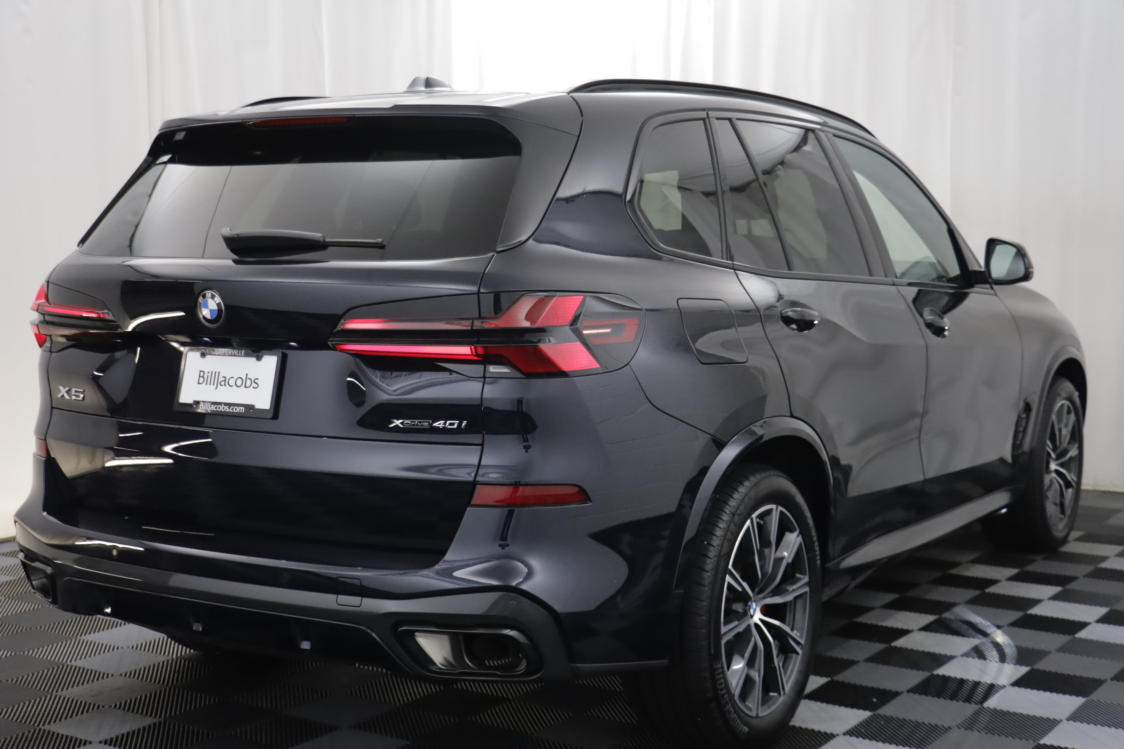 Used 2026 BMW X5 xDrive40i w/ M Sport Package AWD/4WD image 16