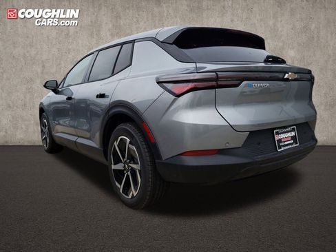 New 2026 Chevrolet Equinox EV LT image 3