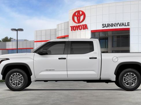 New 2026 Toyota Tundra SR5 image 5