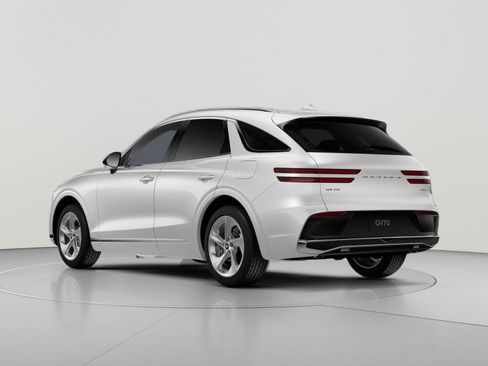 New 2026 Genesis GV70 2.5T Select AWD/4WD image 5