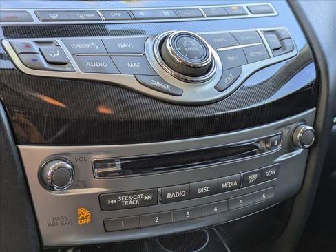 Used 2019 INFINITI QX60 Luxe w/ Essential Package image 10