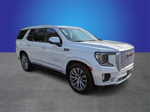 Used 2021 GMC Yukon Denali w/ Denali Ultimate Package image 7