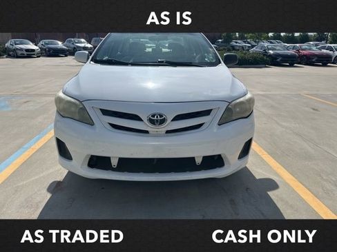 Used 2012 Toyota Corolla L FWD image 2