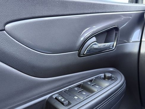 Used 2020 Buick Encore Preferred image 11