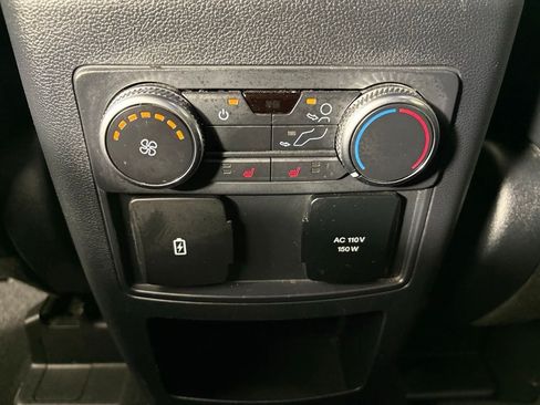 Used 2020 Ford Explorer Limited RWD image 35