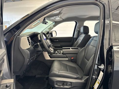 Used 2024 Toyota Tundra SR5 w/ SR5 Premium Package AWD/4WD image 14