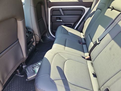 New 2026 Land Rover Defender 110 S AWD/4WD image 5