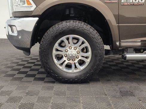 Used 2018 RAM 2500 Laramie w/ Convenience Group image 9