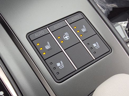 New 2026 Lexus UX 300h FWD image 21