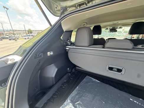 Certified 2026 Subaru Crosstrek 2.5i Premium AWD/4WD image 27