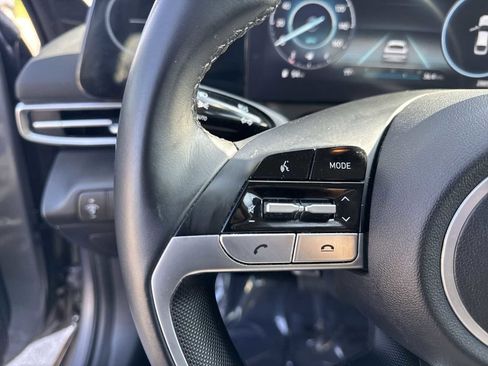 Used 2023 Hyundai Elantra SEL w/ Convenience Package FWD image 22