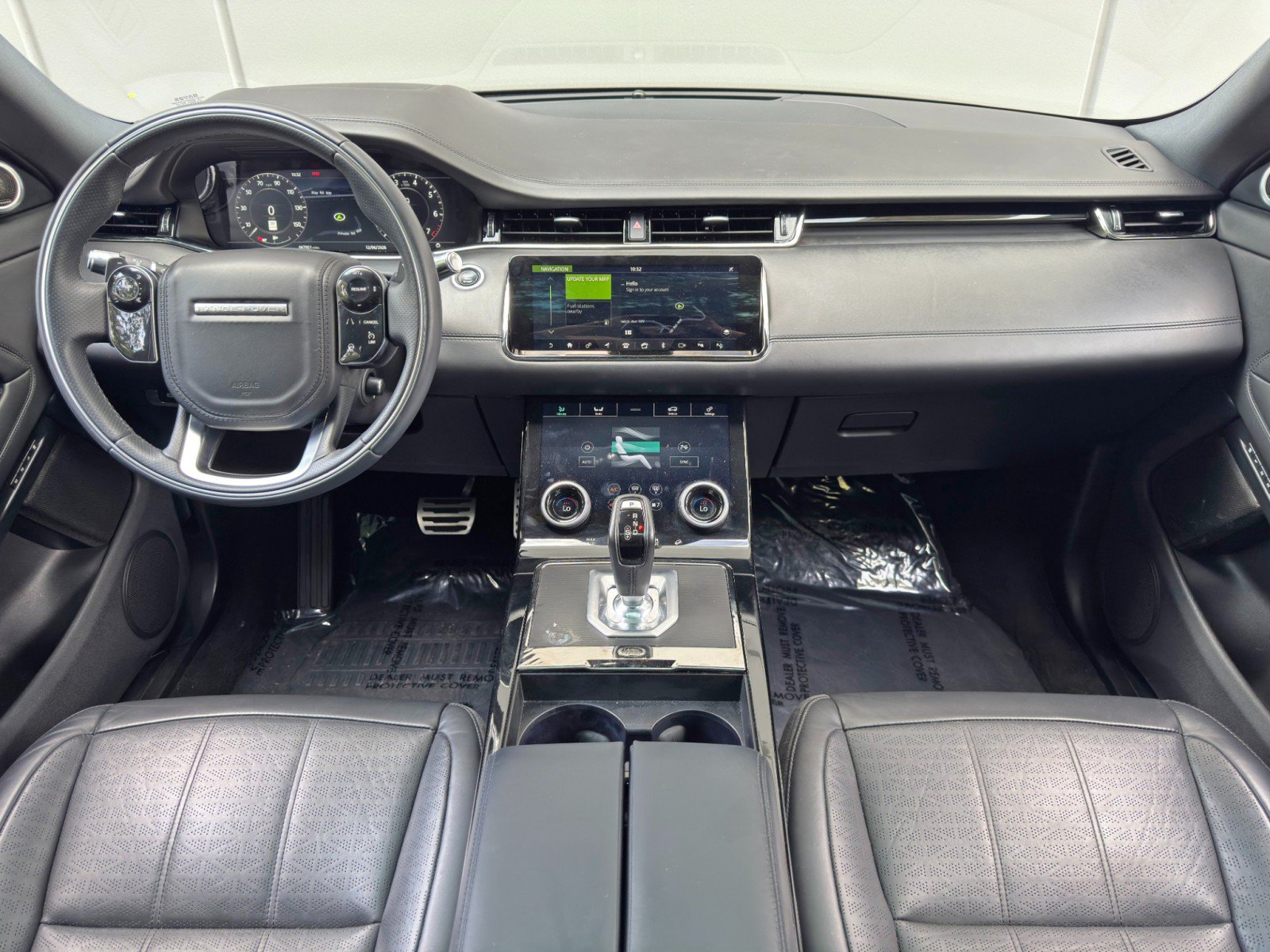 Used 2020 Land Rover Range Rover Evoque R-Dynamic HSE AWD/4WD image 11