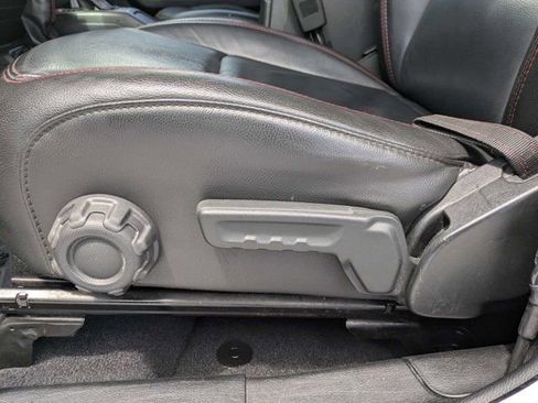 Used 2018 Jeep Wrangler Unlimited Rubicon AWD/4WD image 20