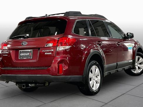 Used 2011 Subaru Outback 2.5i Limited AWD/4WD image 12