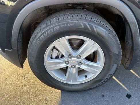 Certified 2022 Chevrolet Trax LT w/ LT Convenience Package image 36