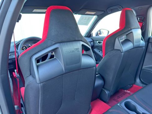 Used 2024 Honda Civic Type R image 33