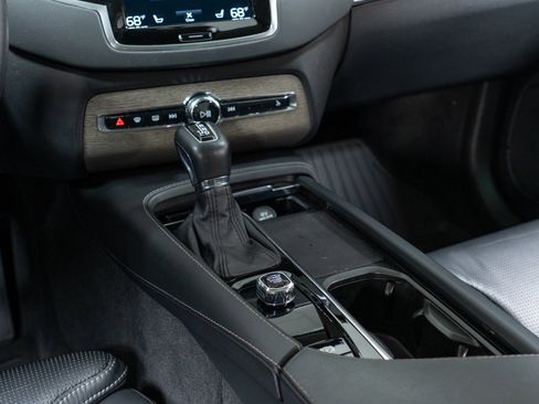 Used 2022 Volvo XC90 T6 Inscription w/ Advanced Package image 20