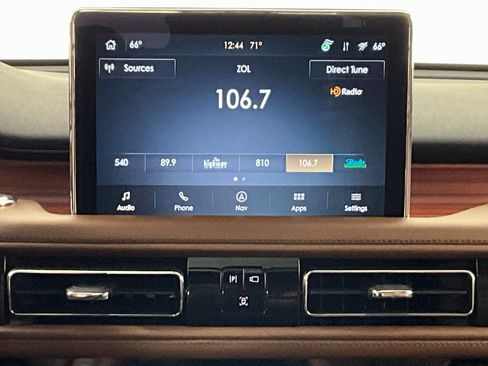 Certified 2024 Lincoln Aviator Reserve w/ Equipment Group 201A image 11