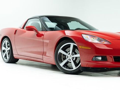 Used 2009 Chevrolet Corvette Coupe w/ Preferred Equipment Group image 3