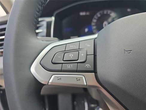New 2026 Volkswagen Jetta SE FWD image 22