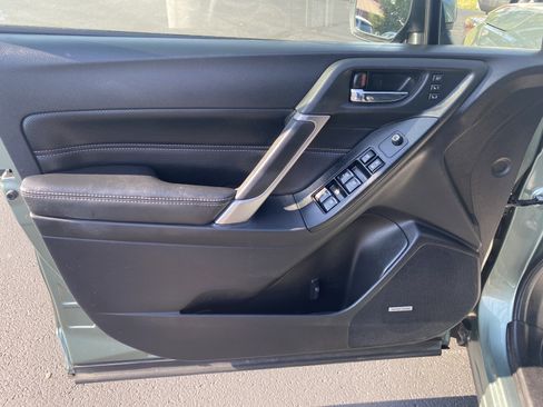 Used 2017 Subaru Forester 2.5i Touring image 9