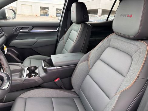 New 2026 GMC Terrain AT4 w/ Convenience Package III image 18