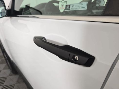 Used 2020 Honda CR-V LX image 22