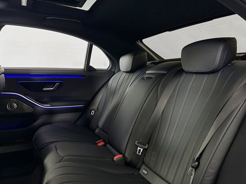 New 2026 Mercedes-Benz S 500 4MATIC image 7