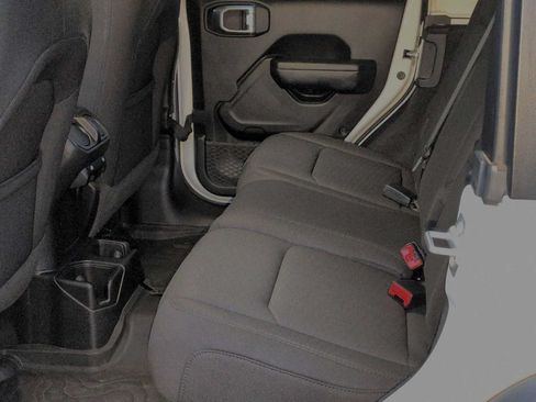 Used 2023 Jeep Wrangler Unlimited Sport AWD/4WD image 20