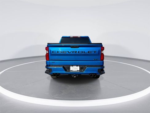 Used 2023 Chevrolet Silverado 1500 RST w/ Z71 Off-Road Package AWD/4WD image 9