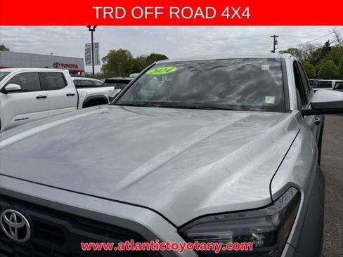 Certified 2024 Toyota Tacoma TRD Off-Road AWD/4WD image 38