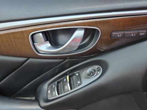 Used 2015 INFINITI Q50 AWD w/ Technology Package image 29