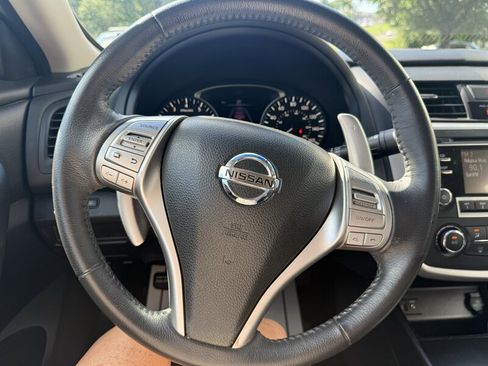 Used 2016 Nissan Altima 2.5 SR FWD image 16