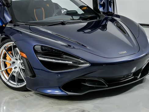 Used 2020 McLaren 720S Spider RWD image 3
