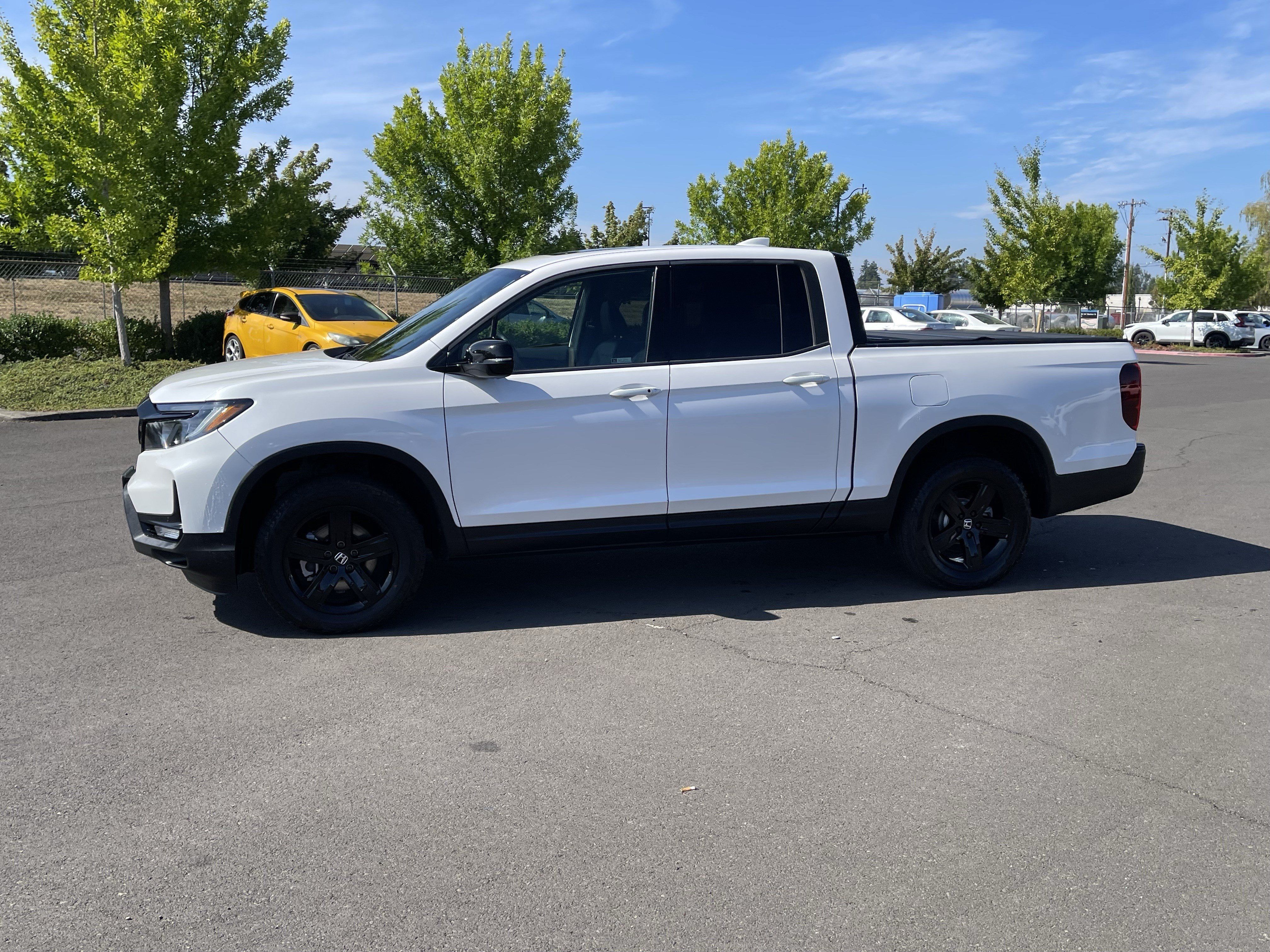 Used 2023 Honda Ridgeline Black Edition image 2