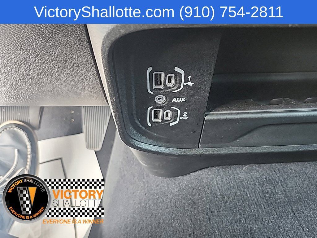 Used 2026 RAM 2500 Big Horn AWD/4WD image 11