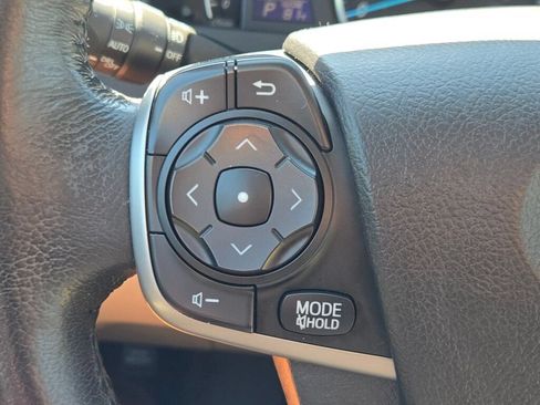 Used 2014 Toyota Camry XLE w/ Leather Package FWD image 29