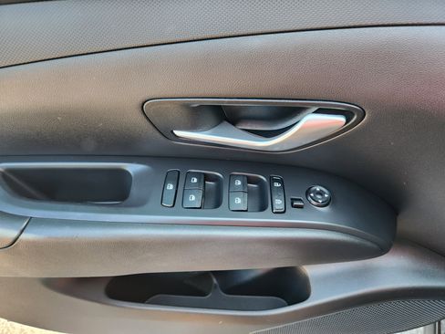 Certified 2023 Hyundai Tucson SEL AWD/4WD image 16