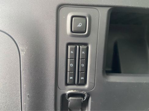 Used 2025 Ford Expedition King Ranch AWD/4WD image 40