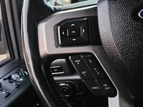 Used 2018 Ford F150 Platinum w/ Equipment Group 701A Luxury image 14