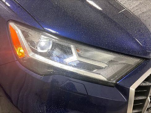 Used 2022 Audi Q7 2.0T Premium image 32