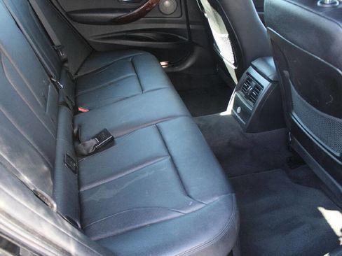 Used 2014 BMW 335i Gran Turismo xDrive image 19